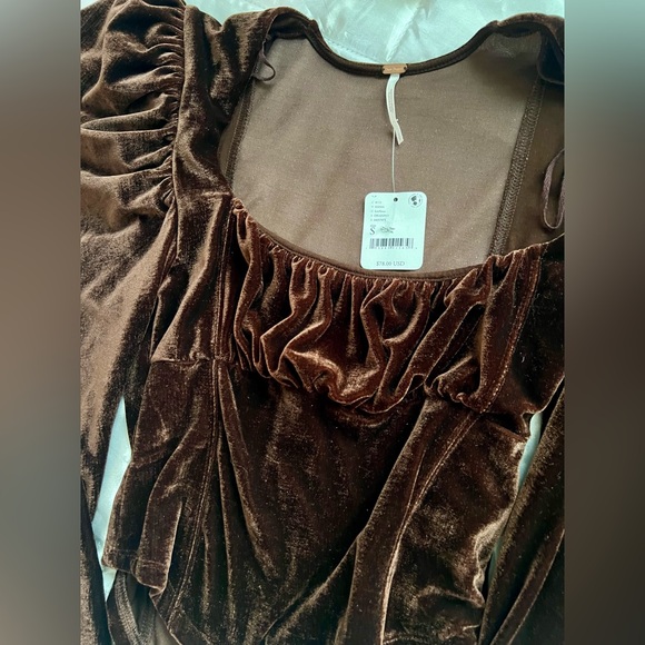 NWT Free People Velvet Fluffy Shoulder Blouse Small - Picture 10 of 12